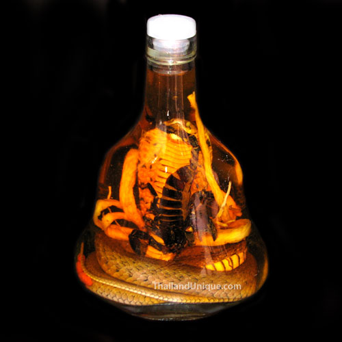 cobra_scorpion_whiskey.jpg
